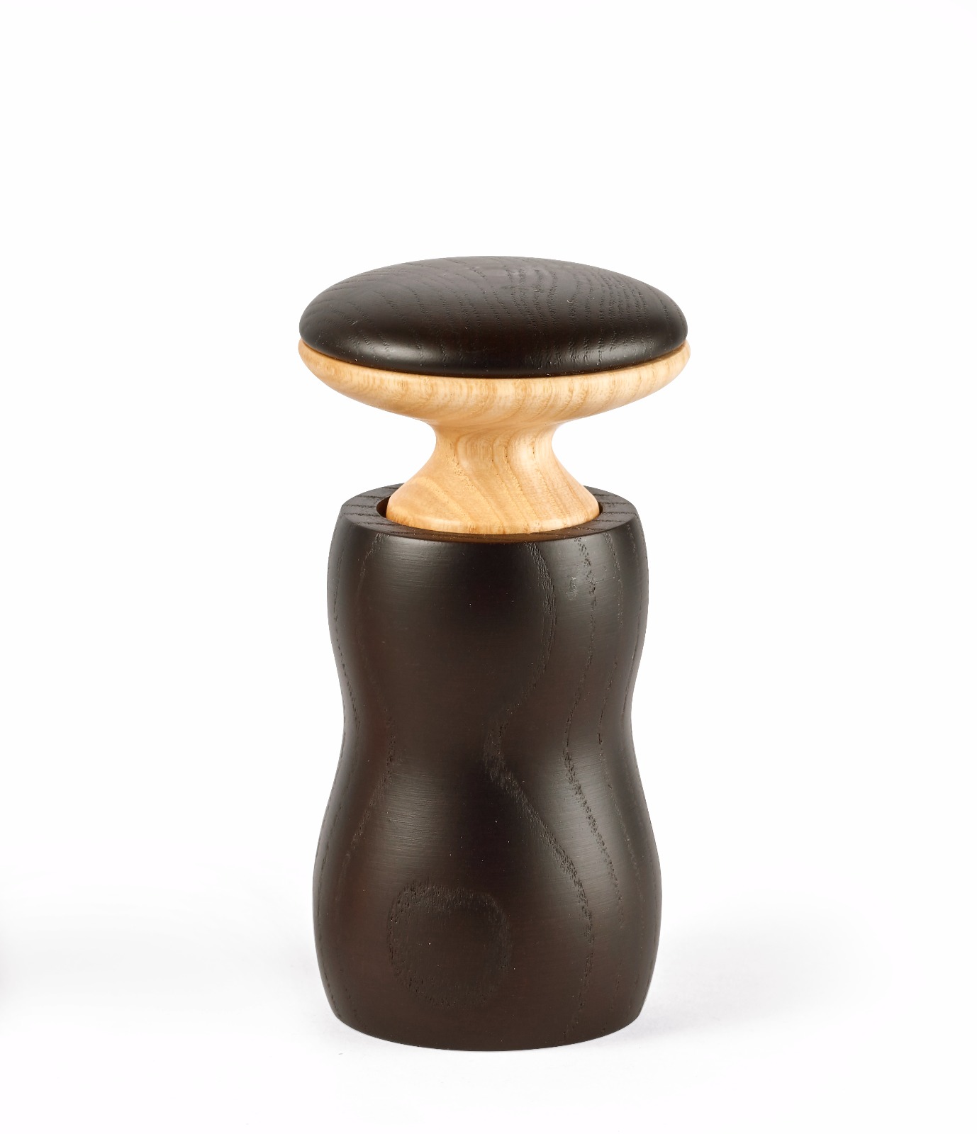 Legnoart HERCULES SPTS Salt/Peber keramisk kværn - Small - mørk ask Legnoart HERCULES SPTS Salt/Peber keramisk kværn - Small - mørk ask