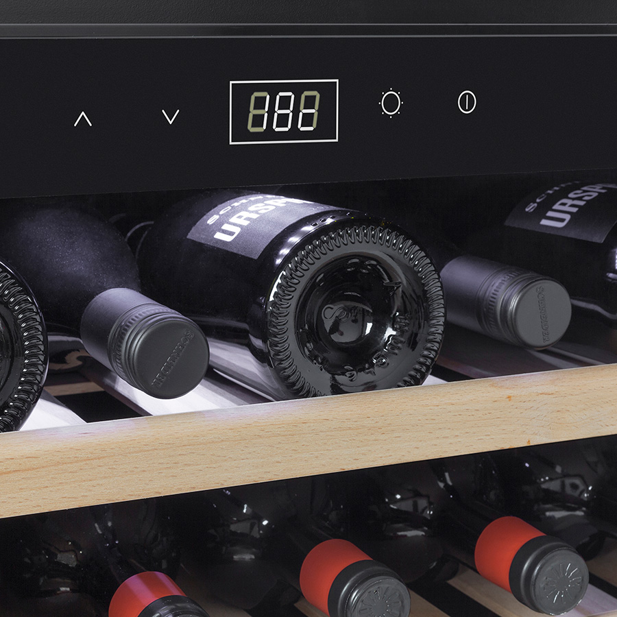 Caso WineSafe 18
