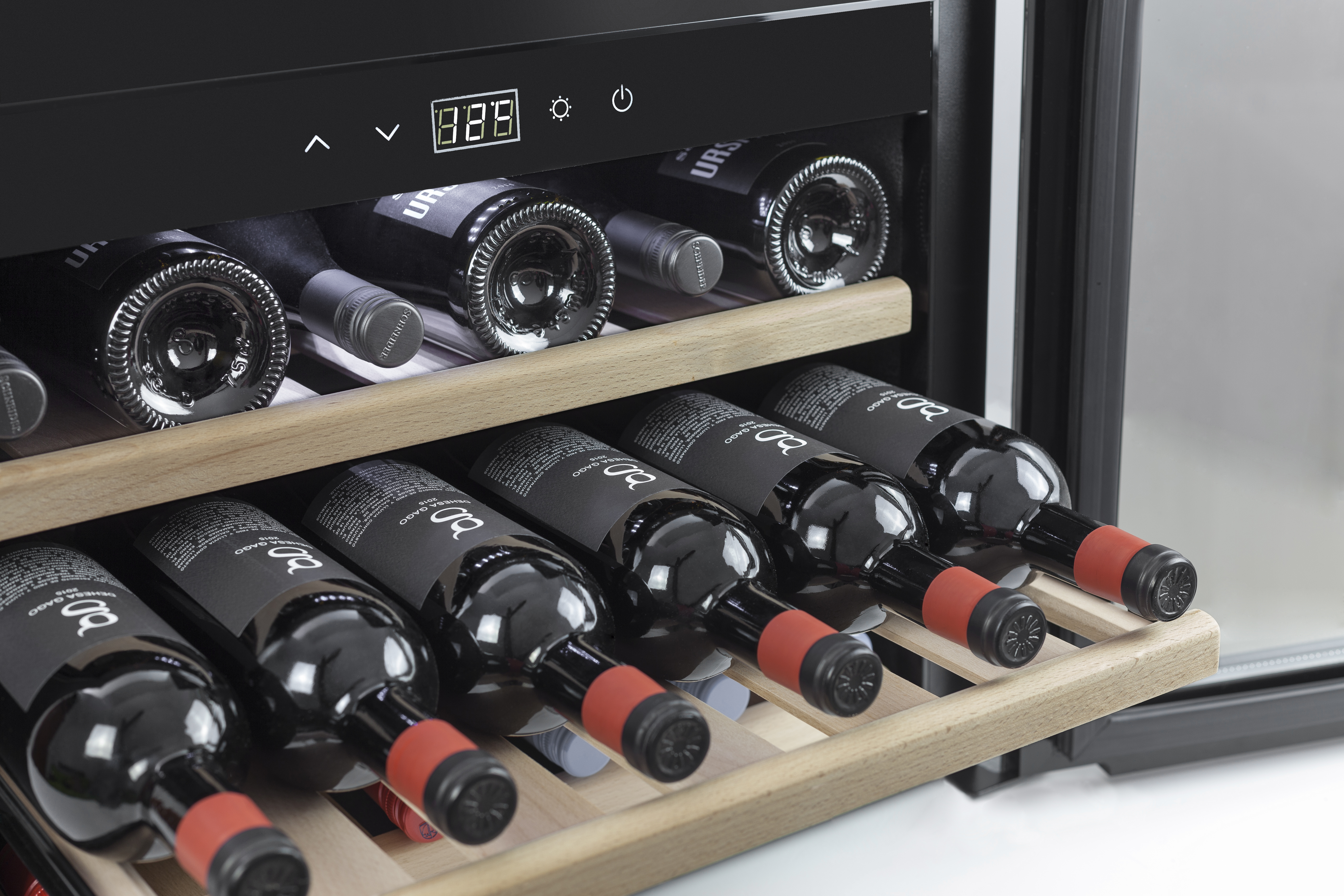 Caso WineSafe 18 Sort 627