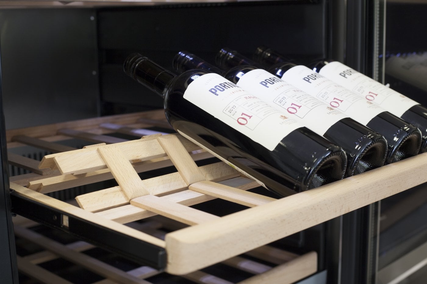 Caso WineComfort 1260 Smart Stål 728