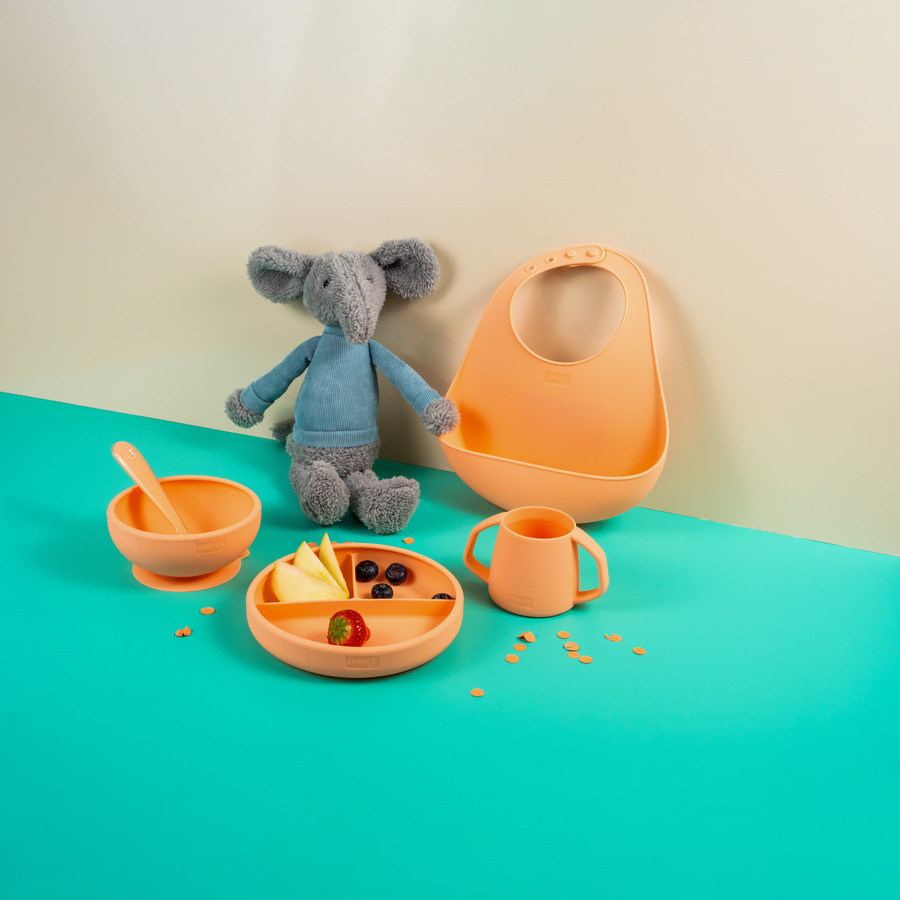 Little Lurch Kop m/håndtag i silikone, abrikos Little Lurch Kop m/håndtag i silikone, abrikos